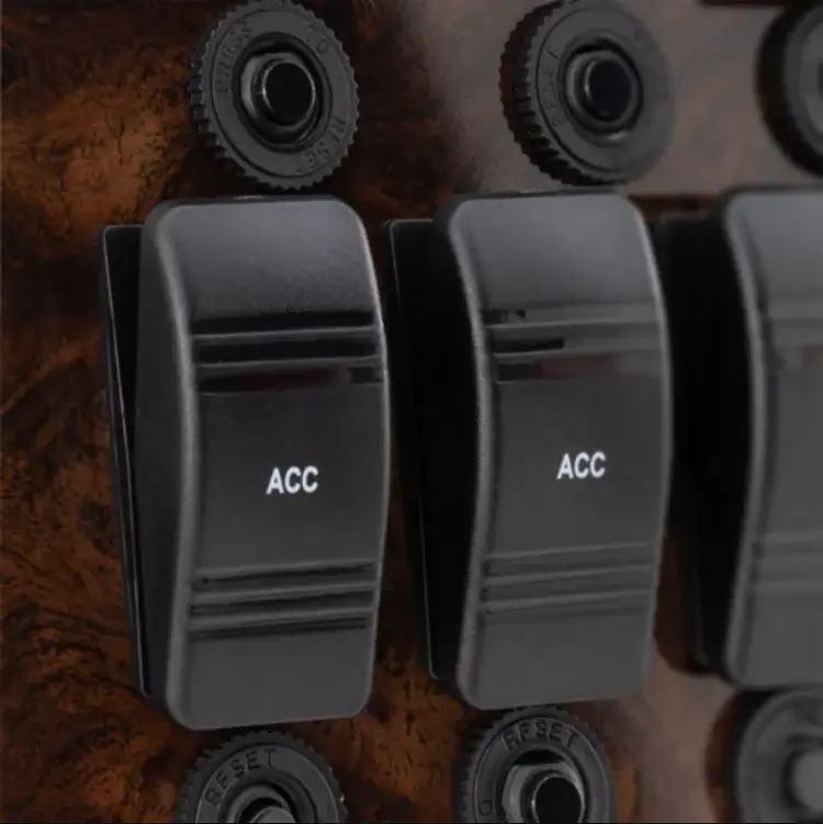 MPPT-ACC-VIC-DISPLAY-02.webp